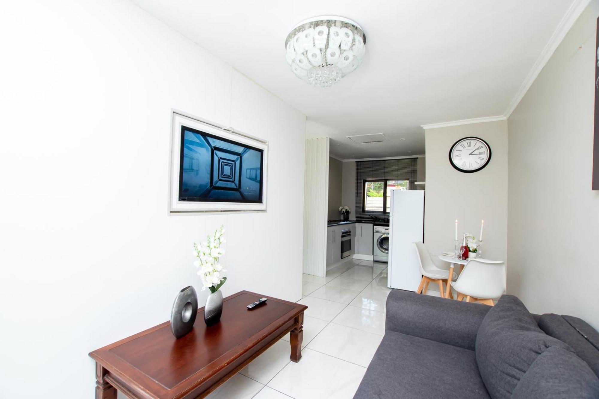 Prestigious Apartments Sandton Exterior photo